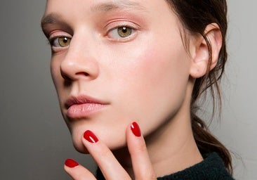 Manicura roja: el color clásico que siempre es buena idea y nunca pasa de moda